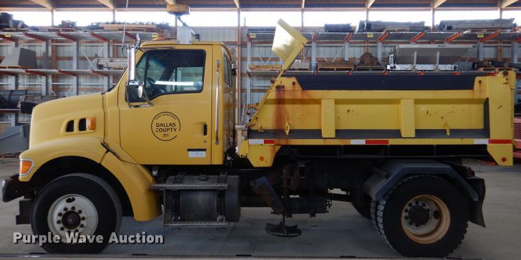 image for item IQ9594 2006 Sterling L7500  dump truck