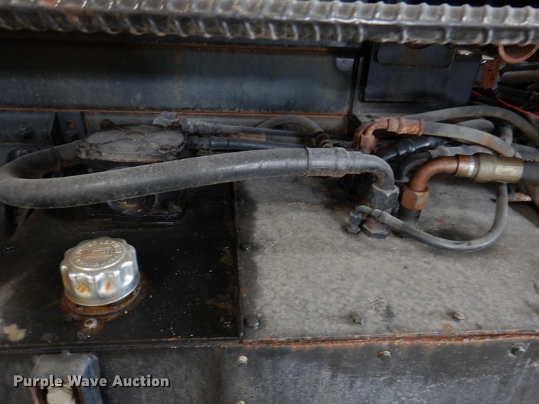 image for item IQ9594 2006 Sterling L7500  dump truck