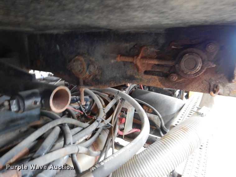 image for item IQ9594 2006 Sterling L7500  dump truck