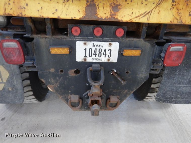 image for item IQ9594 2006 Sterling L7500  dump truck