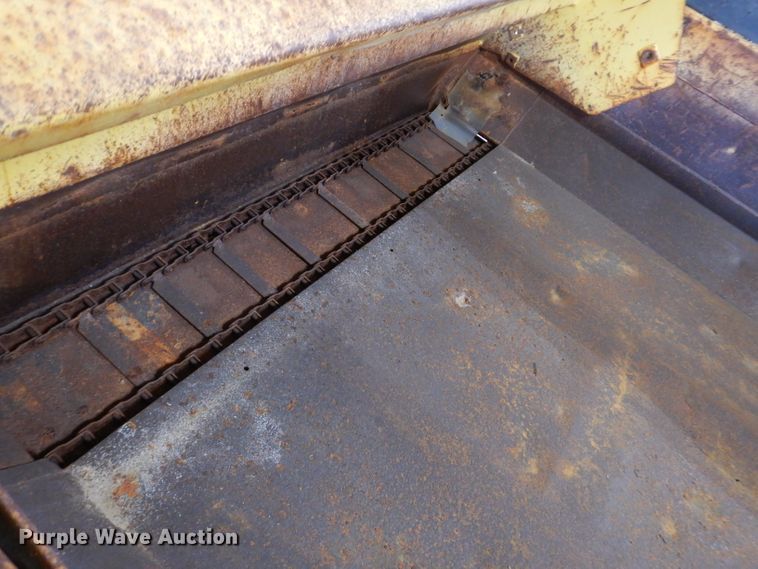 image for item IQ9594 2006 Sterling L7500  dump truck