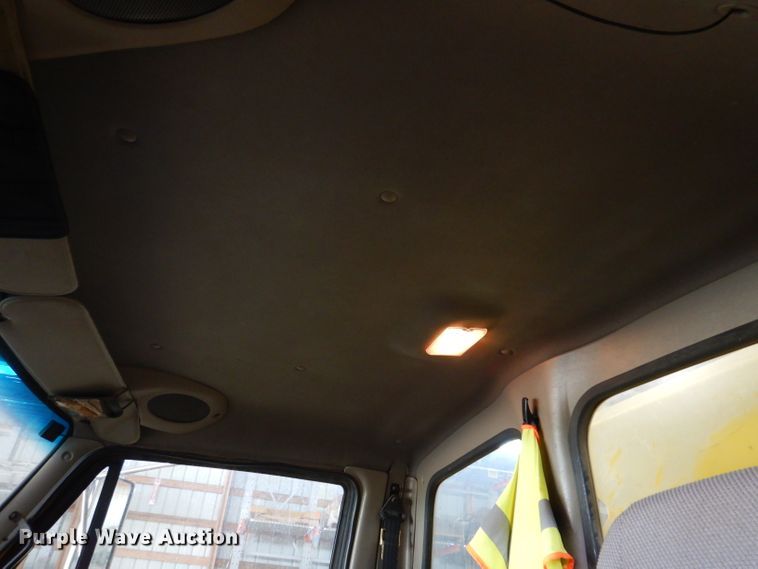 image for item IQ9594 2006 Sterling L7500  dump truck