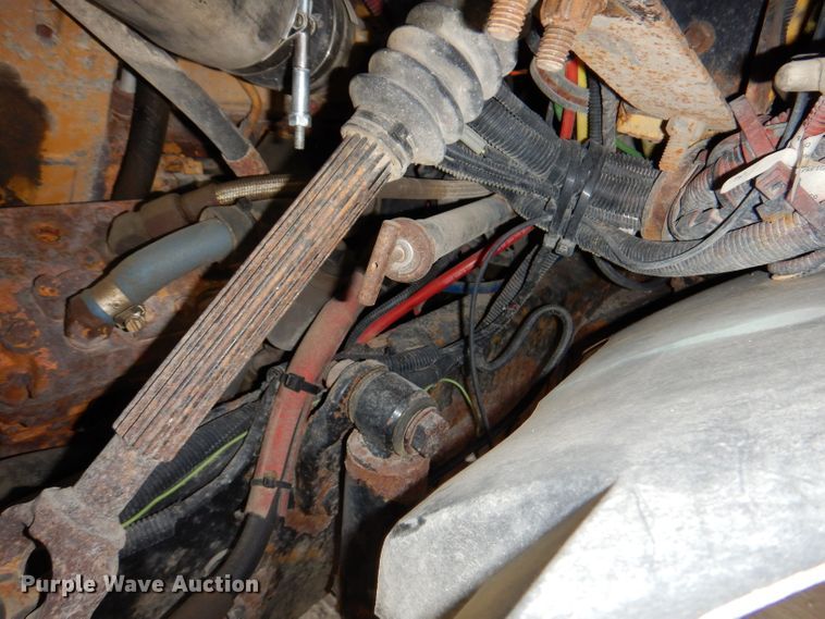 image for item IQ9594 2006 Sterling L7500  dump truck