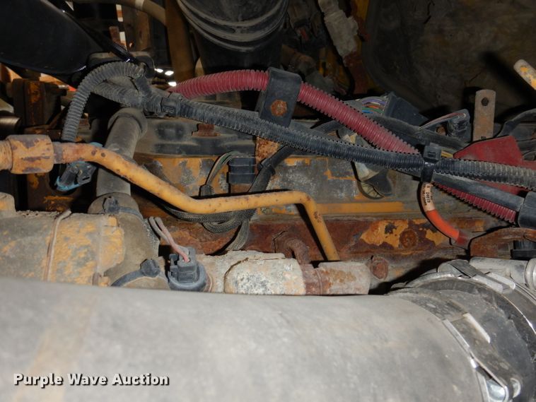 image for item IQ9594 2006 Sterling L7500  dump truck