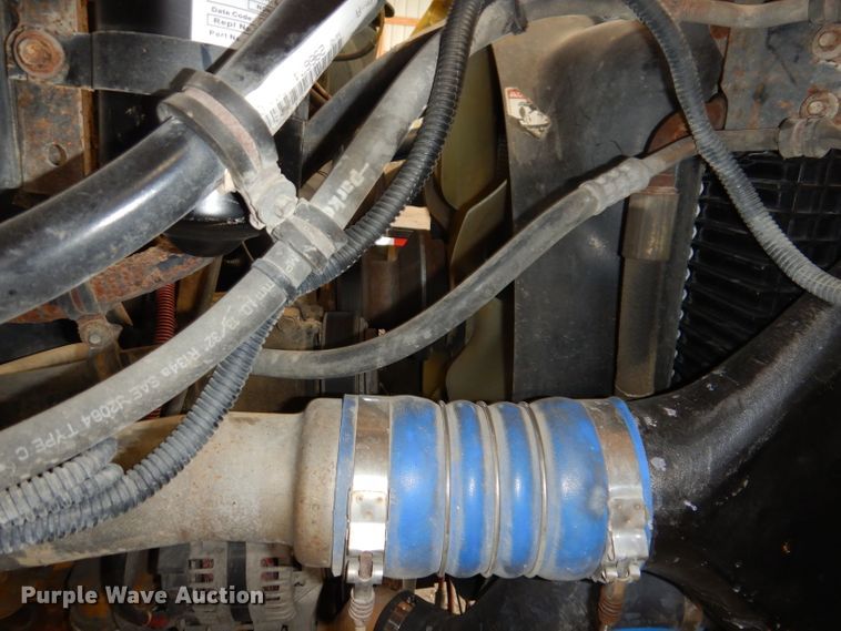 image for item IQ9594 2006 Sterling L7500  dump truck