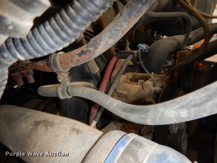 image for item IQ9594 2006 Sterling L7500  dump truck