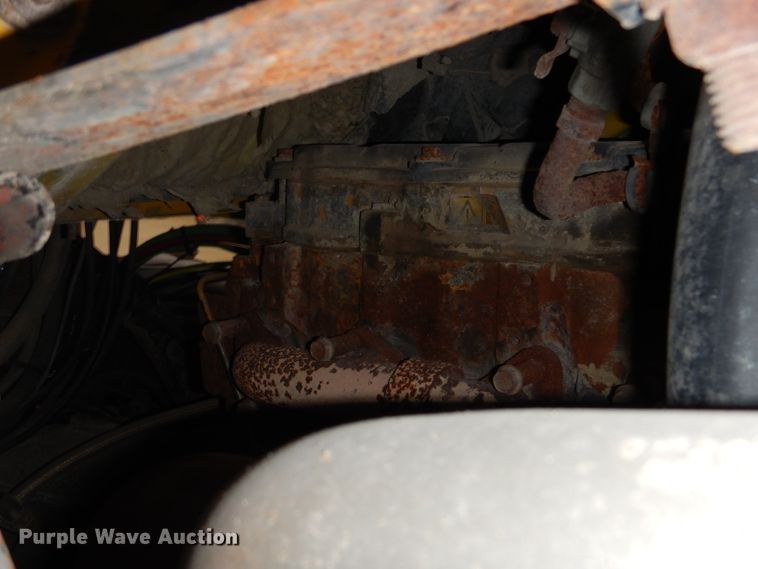 image for item IQ9594 2006 Sterling L7500  dump truck