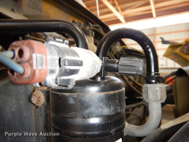 image for item IQ9594 2006 Sterling L7500  dump truck