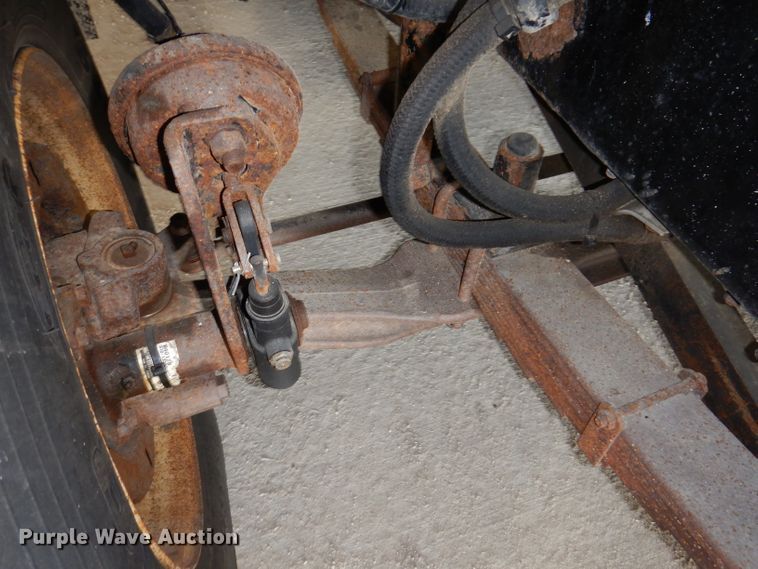 image for item IQ9594 2006 Sterling L7500  dump truck