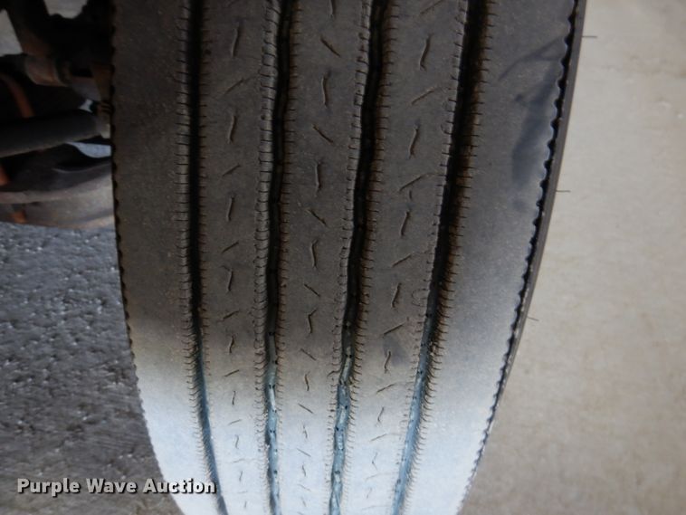 image for item IQ9594 2006 Sterling L7500  dump truck