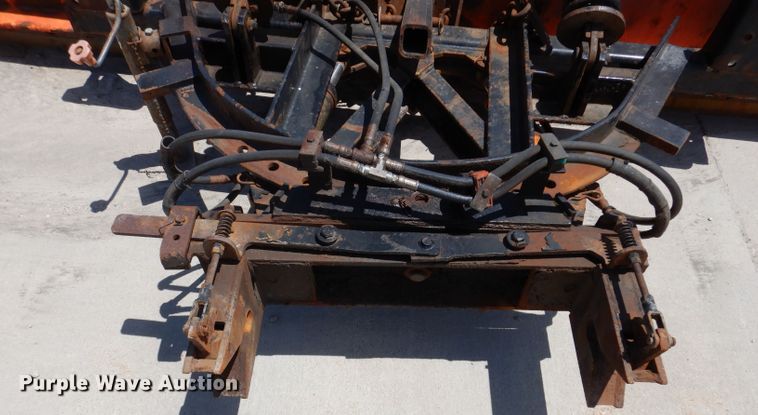 image for item IQ9594 2006 Sterling L7500  dump truck