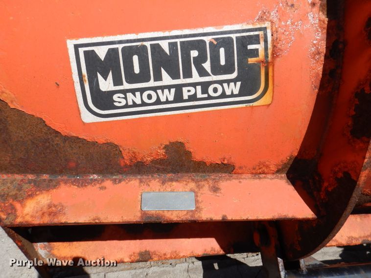 image for item IQ9594 2006 Sterling L7500  dump truck