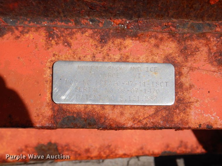 image for item IQ9594 2006 Sterling L7500  dump truck