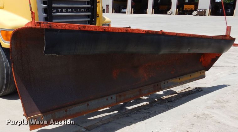 image for item IQ9594 2006 Sterling L7500  dump truck