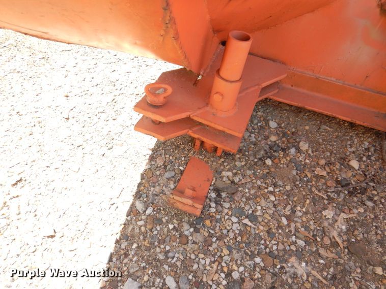 image for item IQ9596 116"W V-plow