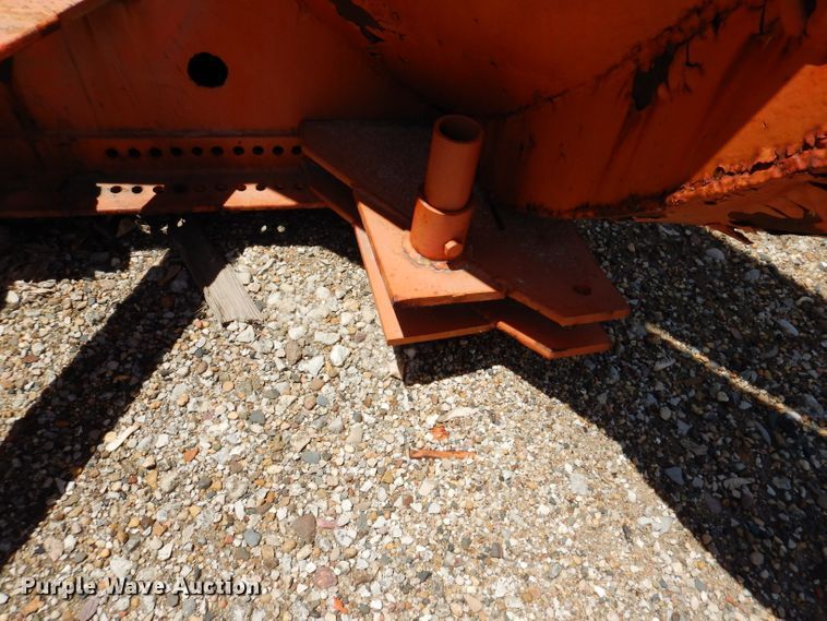 image for item IQ9596 116"W V-plow