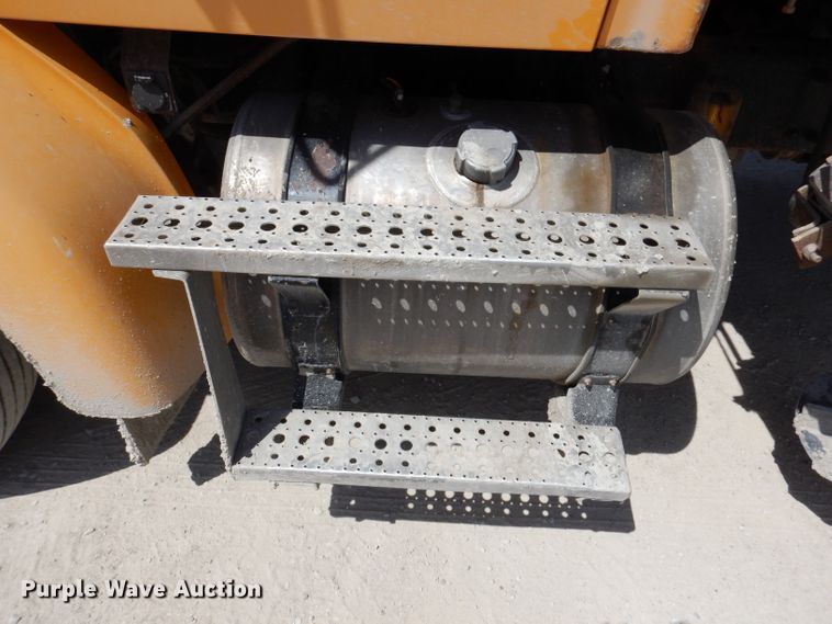 image for item IQ9600 2004 Sterling L7500  dump truck