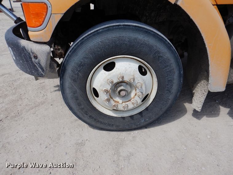 image for item IQ9600 2004 Sterling L7500  dump truck