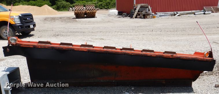 image for item IQ9600 2004 Sterling L7500  dump truck