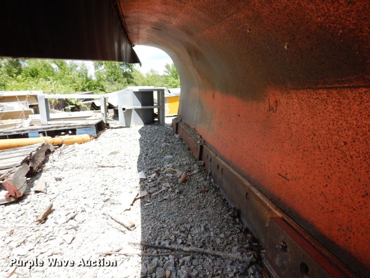 image for item IQ9600 2004 Sterling L7500  dump truck