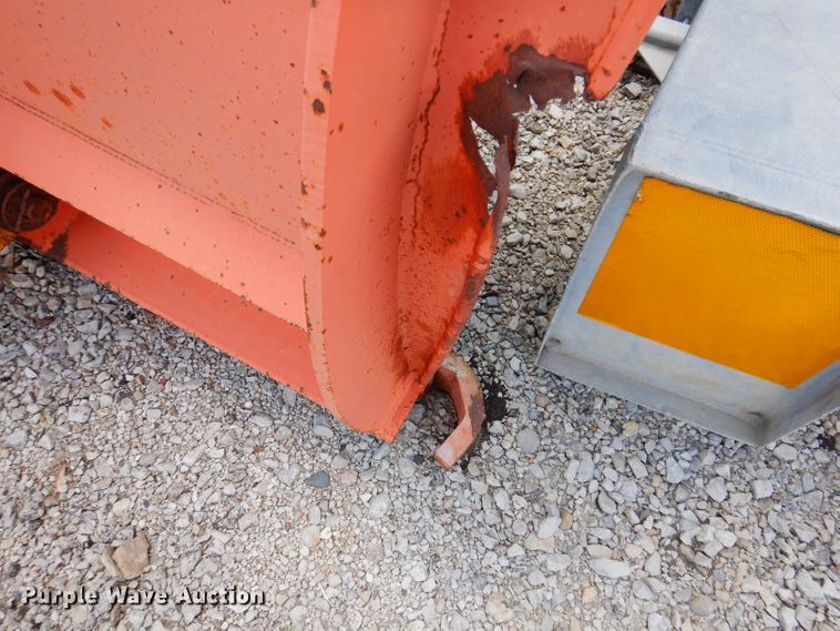 image for item IQ9600 2004 Sterling L7500  dump truck