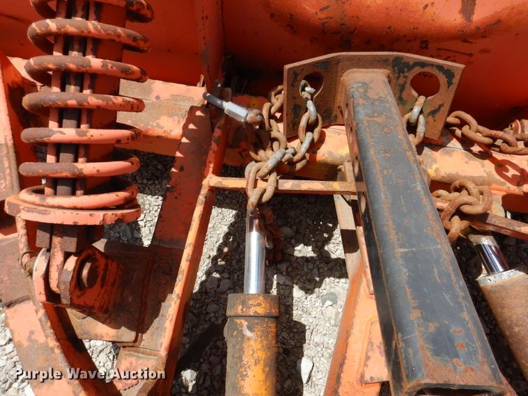 image for item IQ9600 2004 Sterling L7500  dump truck