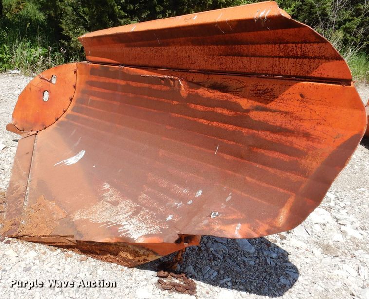 image for item IQ9601 128"W V-plow