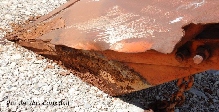 image for item IQ9601 128"W V-plow