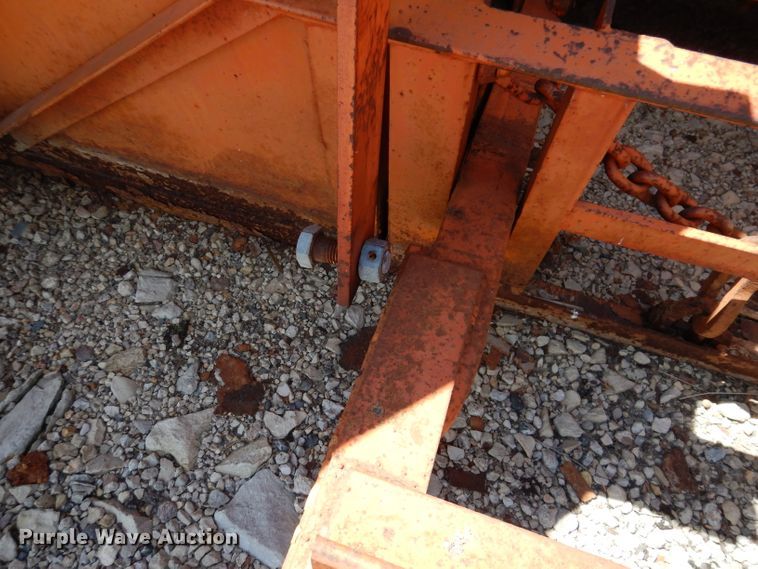 image for item IQ9601 128"W V-plow