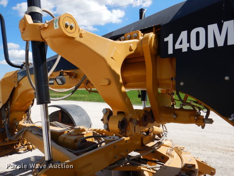 image for item IQ9602 2010 Caterpillar 140M  VHP motor grader