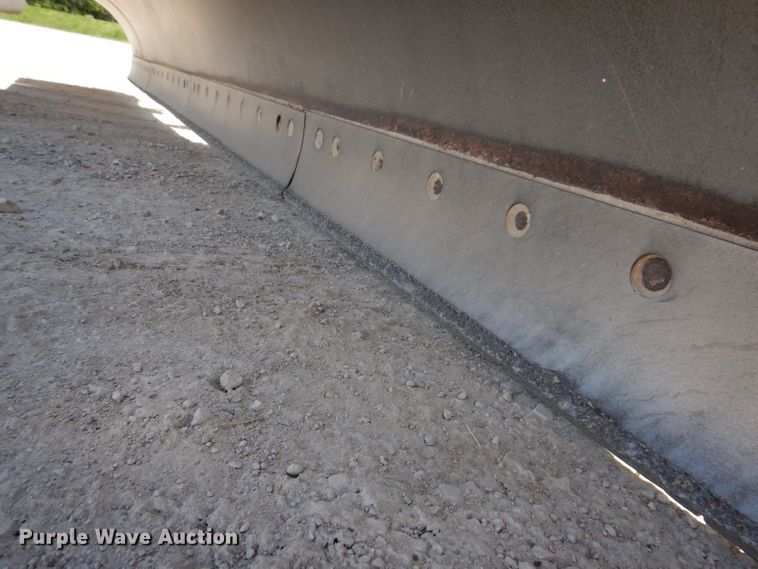 image for item IQ9602 2010 Caterpillar 140M  VHP motor grader