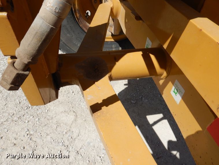 image for item IQ9602 2010 Caterpillar 140M  VHP motor grader