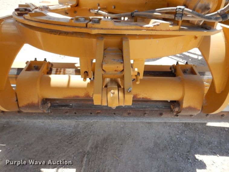 image for item IQ9602 2010 Caterpillar 140M  VHP motor grader
