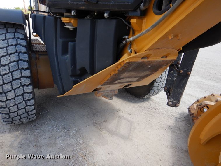 image for item IQ9602 2010 Caterpillar 140M  VHP motor grader