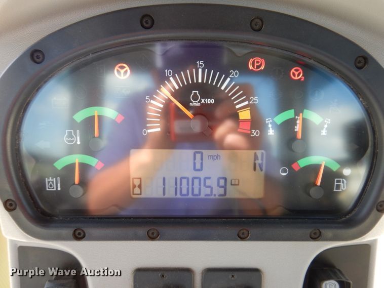 image for item IQ9602 2010 Caterpillar 140M  VHP motor grader