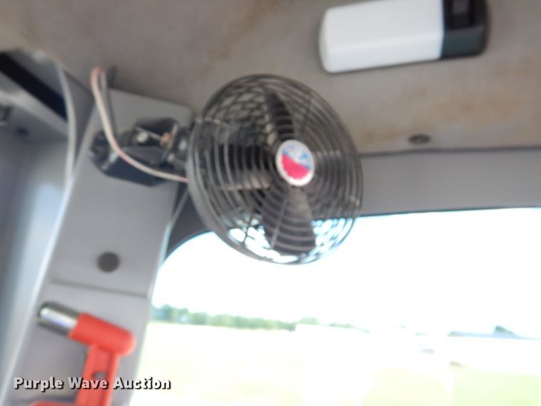 image for item IQ9602 2010 Caterpillar 140M  VHP motor grader