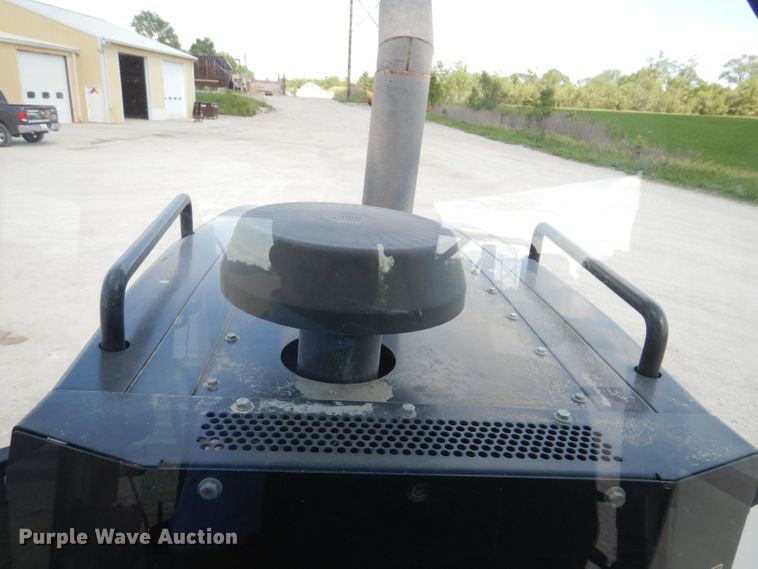 image for item IQ9602 2010 Caterpillar 140M  VHP motor grader