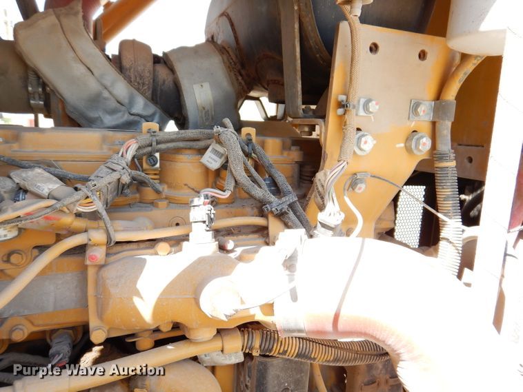 image for item IQ9602 2010 Caterpillar 140M  VHP motor grader