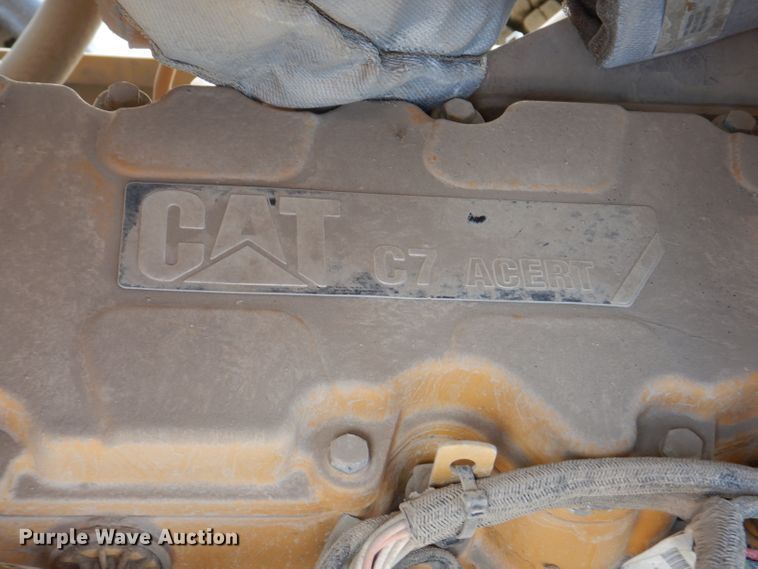 image for item IQ9602 2010 Caterpillar 140M  VHP motor grader