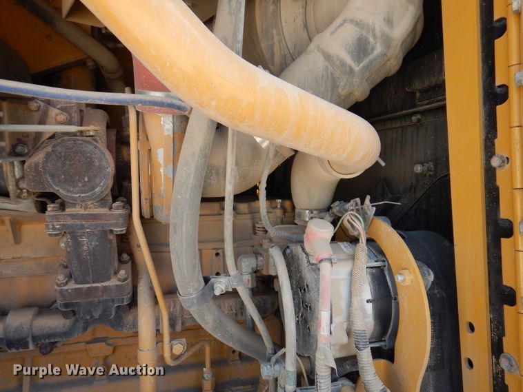 image for item IQ9602 2010 Caterpillar 140M  VHP motor grader