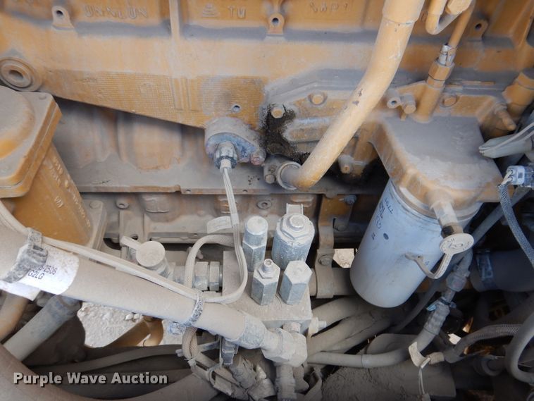 image for item IQ9602 2010 Caterpillar 140M  VHP motor grader