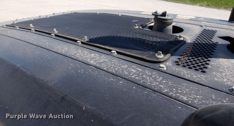 image for item IQ9602 2010 Caterpillar 140M  VHP motor grader