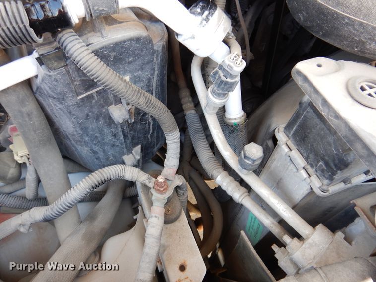 image for item IQ9609 2009 Ford E450 Super Duty  shuttle bus