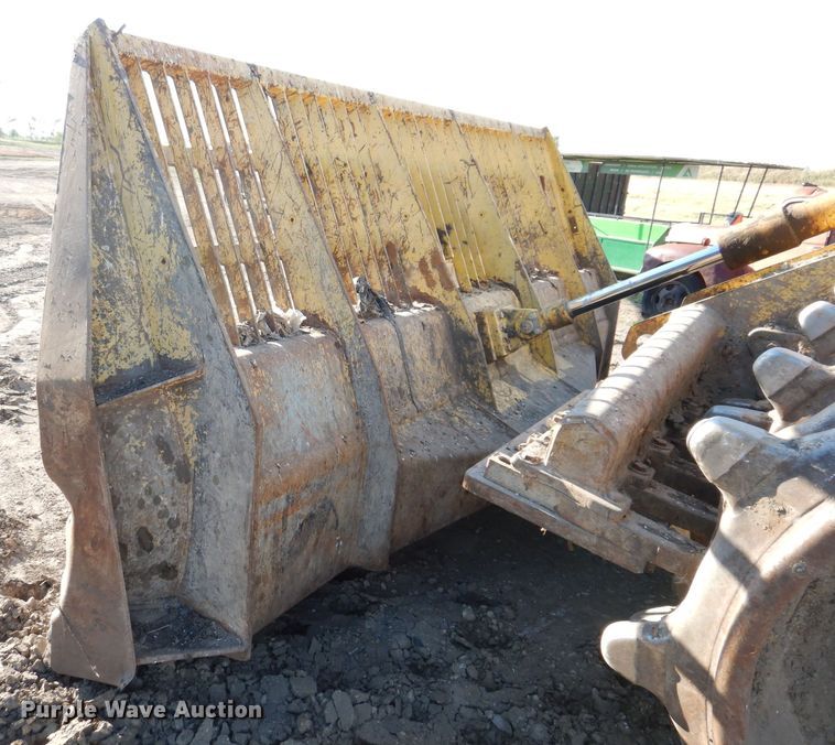 image for item IQ9639 2002 Bomag 772RB  landfill compactor