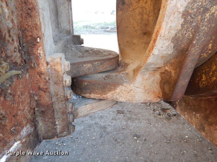 image for item IQ9639 2002 Bomag 772RB  landfill compactor