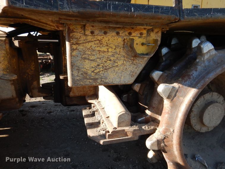 image for item IQ9639 2002 Bomag 772RB  landfill compactor