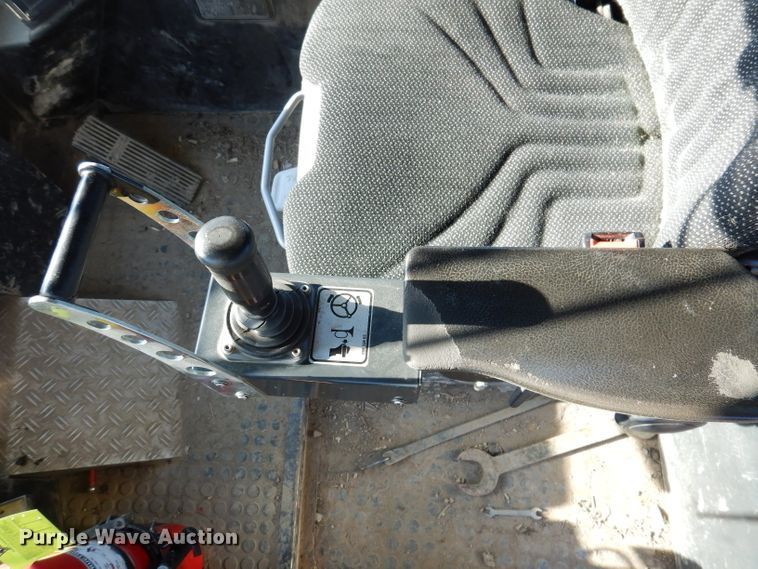 image for item IQ9639 2002 Bomag 772RB  landfill compactor