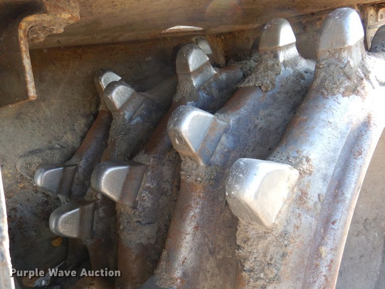 image for item IQ9639 2002 Bomag 772RB  landfill compactor