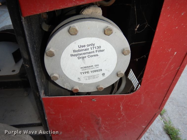 image for item IS9225 Robinair 17500B  refrigerant recovery and recycling sytem