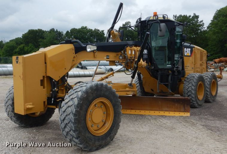 image for item IT9113 2013 Caterpillar 12M2  motor grader